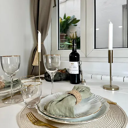 Daire Stylish Studio Steps From Le Marais