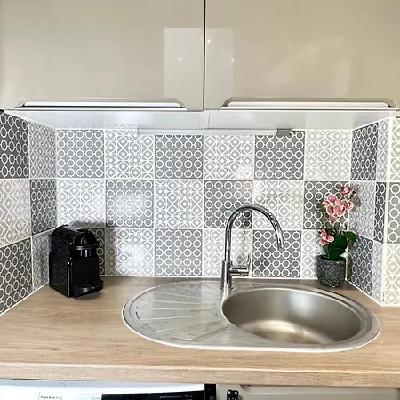 公寓 Stylish Studio Steps From Le Marais 巴黎