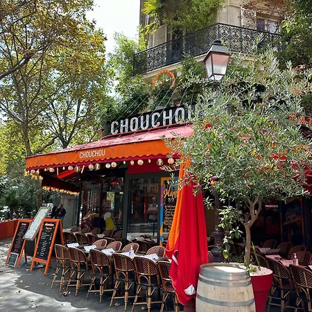 Stylish Studio Steps From Le Marais